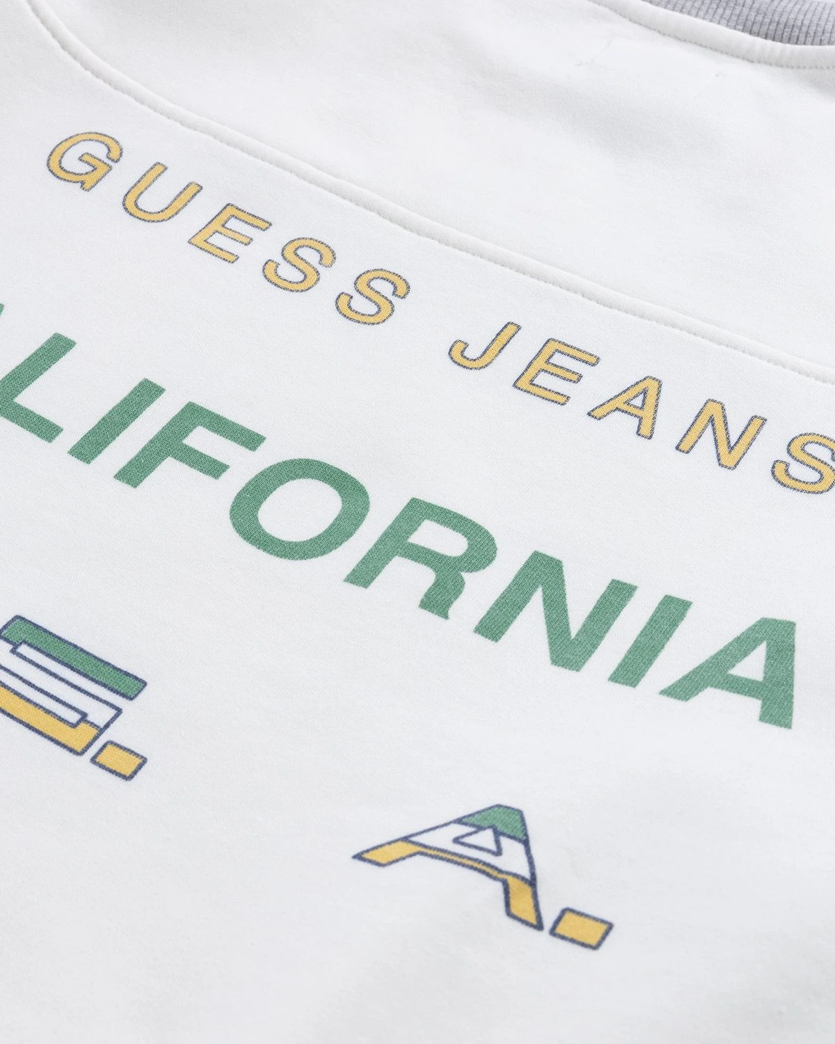 Guess USA – Vintage Logo Crewneck Alabaster White - Image 6