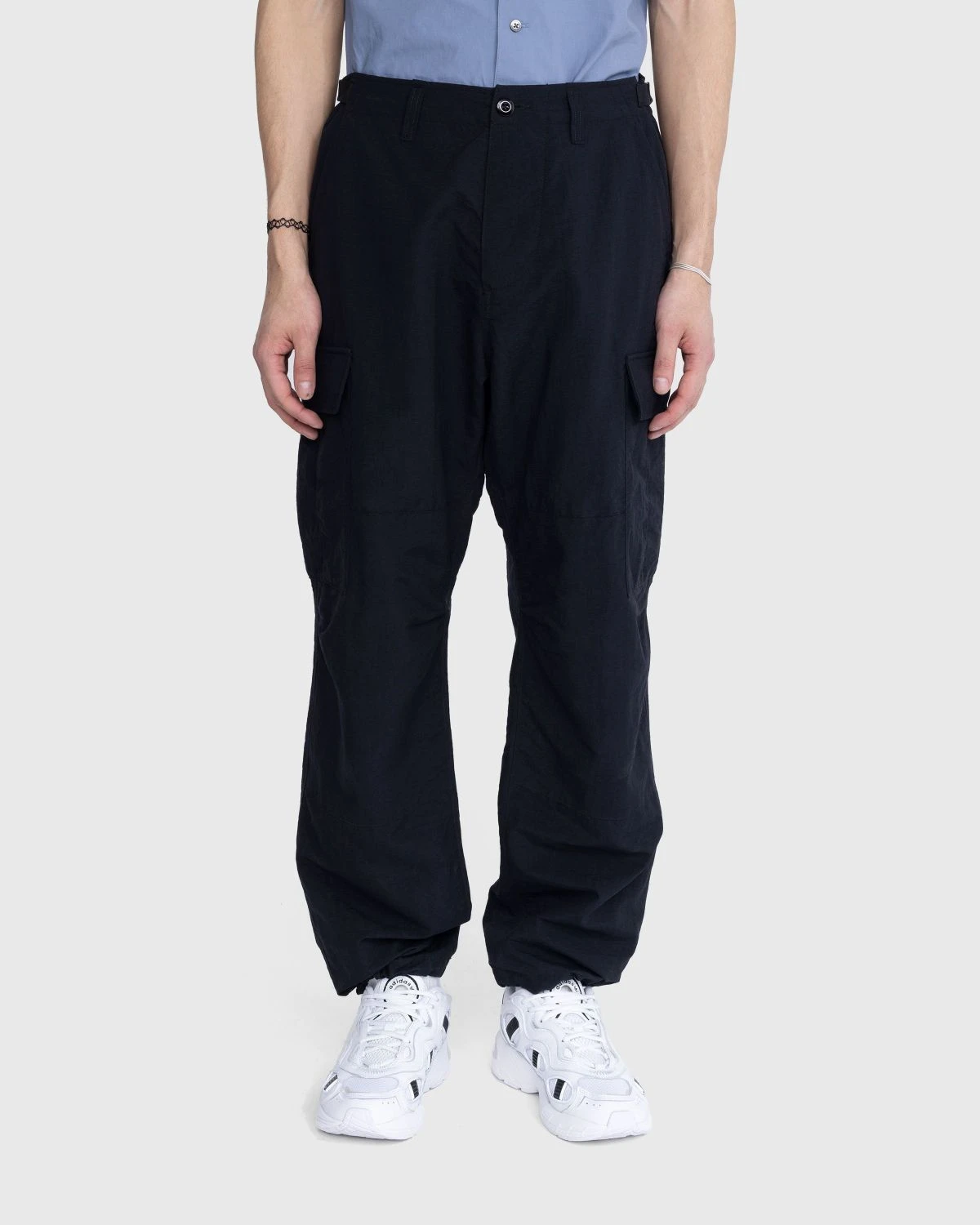 Highsnobiety – Nylon Cargo Pants Black - Image 2