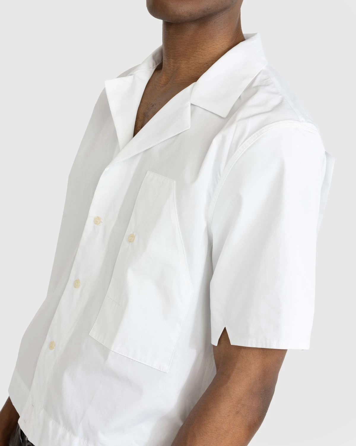 Winnie New York – Short-Sleeve Button-Down Shirt White - Image 4